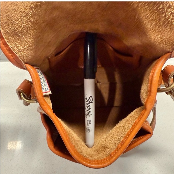 Vintage Dooney and Bourke R124 Pocket Binocular Equestrian Flap - Picture 9 of 13